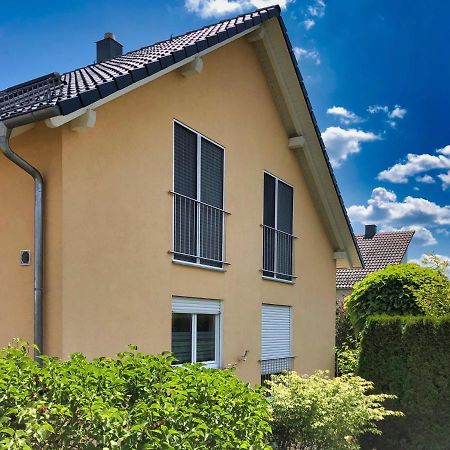 2 Zimmer Apartment, 70 Qm, Max 4 Pers, Private Terasse, 2 Parkplaetze, Internet 250 Mbit Gärtringen Dış mekan fotoğraf