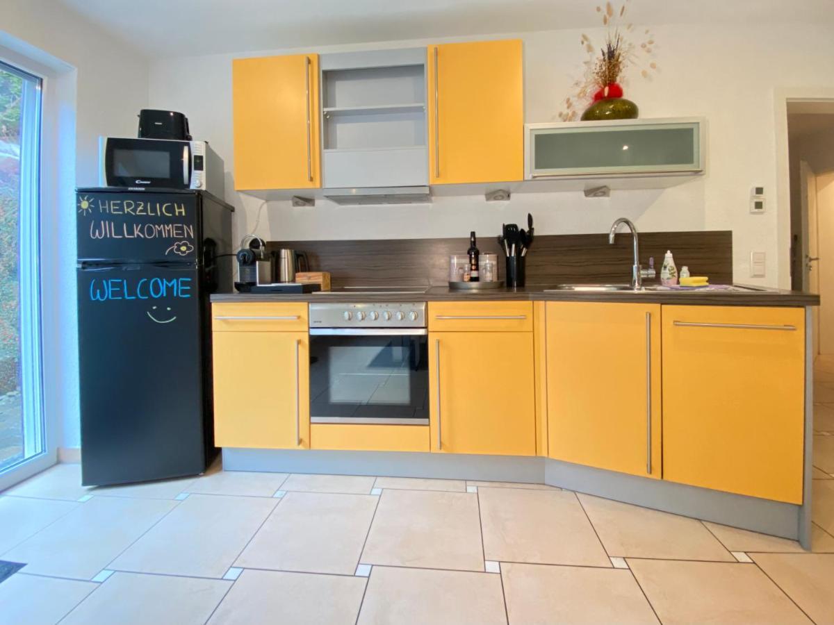2 Zimmer Apartment, 70 Qm, Max 4 Pers, Private Terasse, 2 Parkplaetze, Internet 250 Mbit Gärtringen Dış mekan fotoğraf
