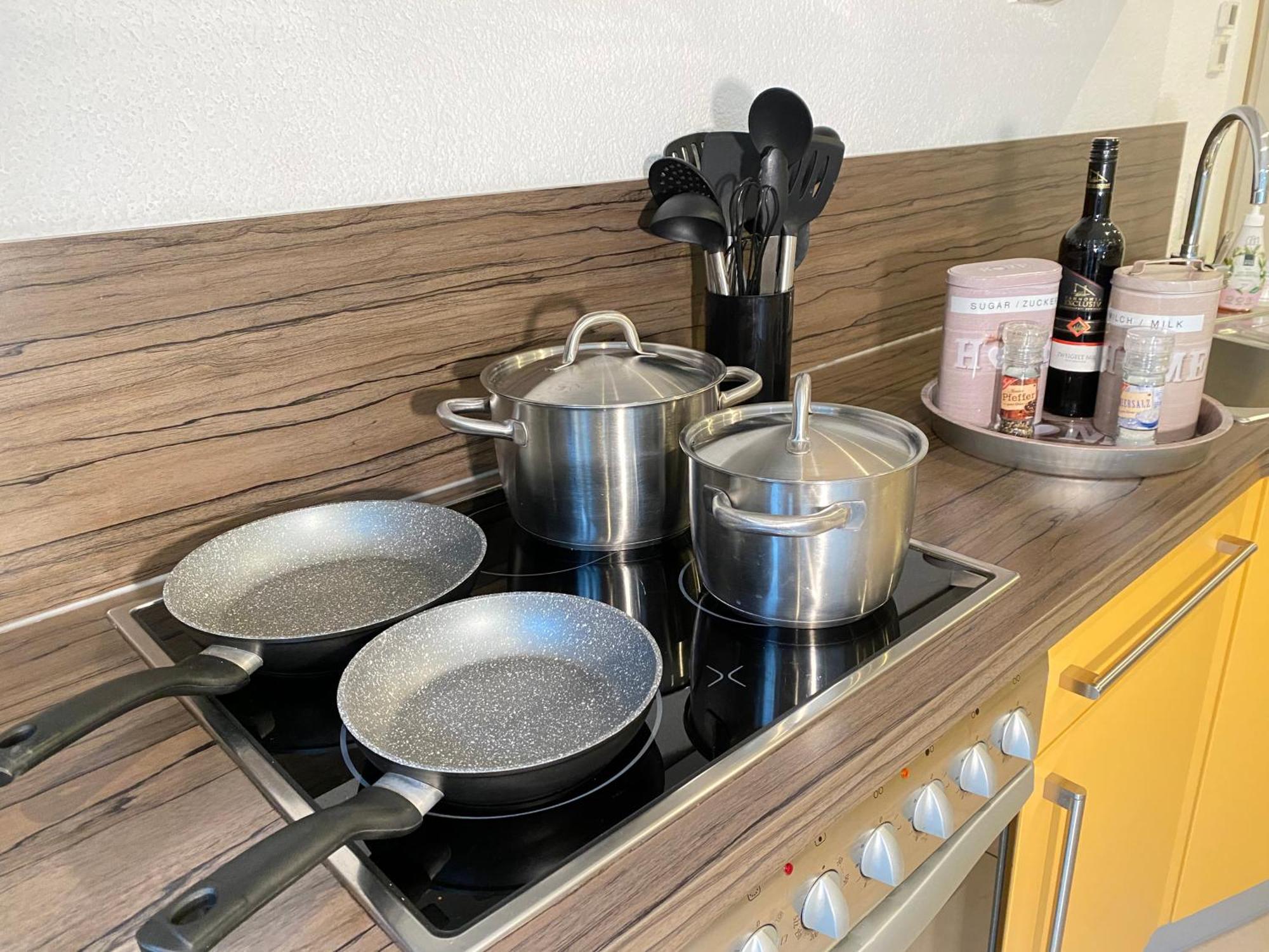 2 Zimmer Apartment, 70 Qm, Max 4 Pers, Private Terasse, 2 Parkplaetze, Internet 250 Mbit Gärtringen Dış mekan fotoğraf