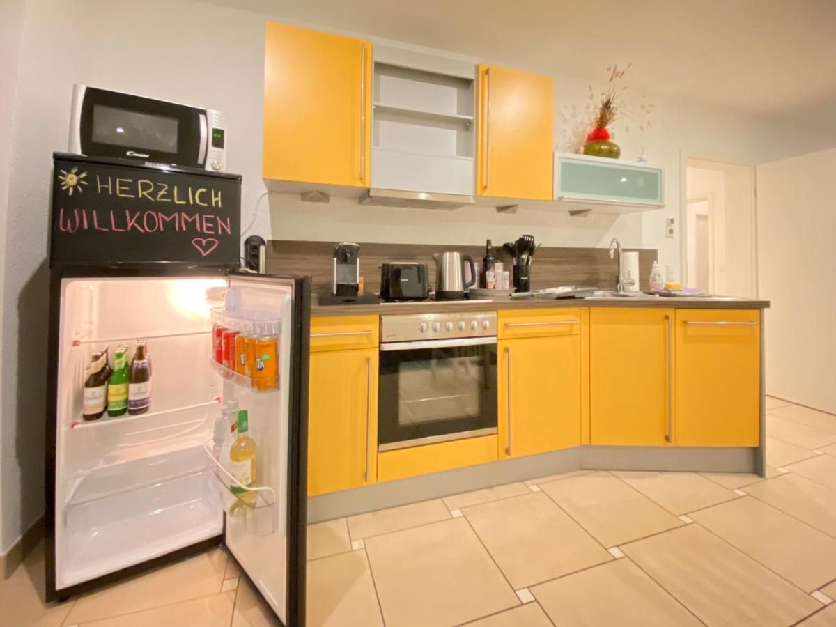 2 Zimmer Apartment, 70 Qm, Max 4 Pers, Private Terasse, 2 Parkplaetze, Internet 250 Mbit Gärtringen Dış mekan fotoğraf